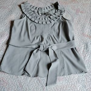 Millenium Sleeveless Gray Top Sz M